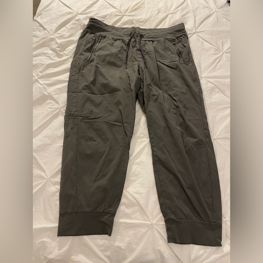 COPY - Athleta Trekkie north jogger